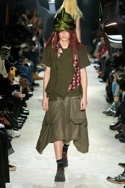 Look 22